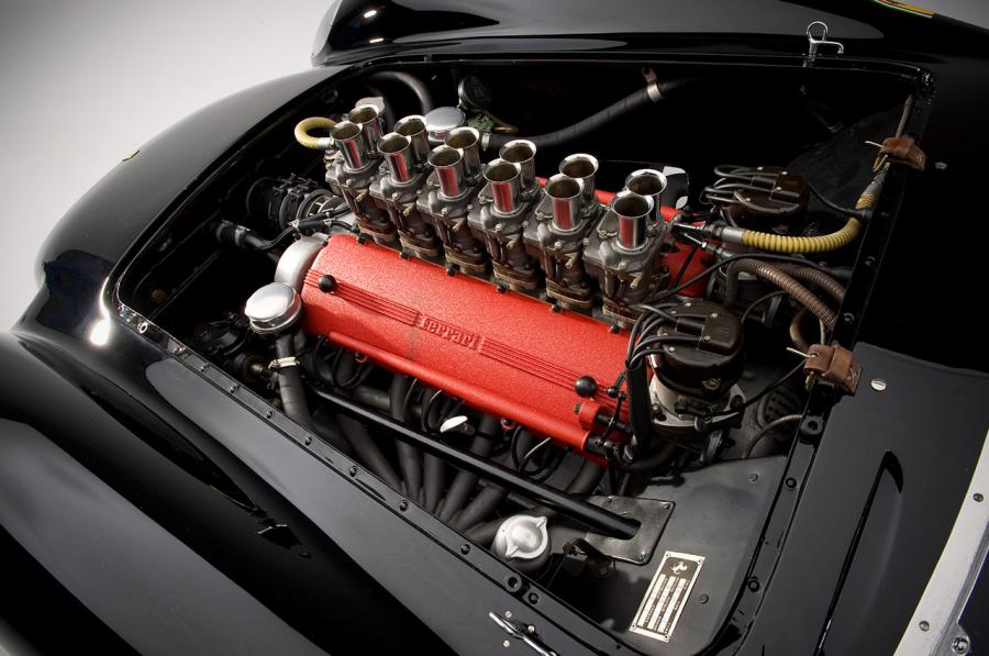Ferrari model 250 Testa Rossa z 1957 roku sprzedano na aukcji za rekordową cenę 9 milionów euro.