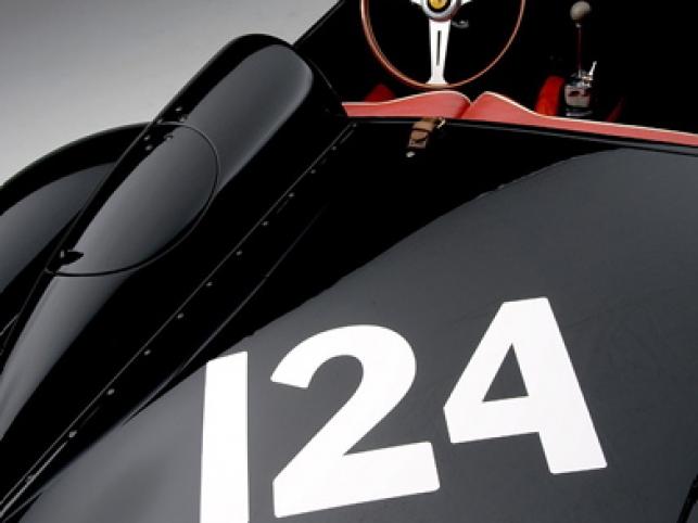 Ferrari model 250 Testa Rossa z 1957 roku sprzedano na aukcji za rekordową cenę 9 milionów euro.