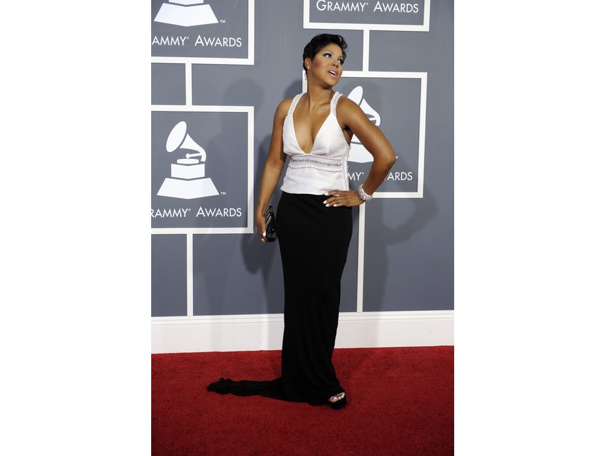 Toni Braxton to kolejna gwiazda w modnym połączeniu black & white