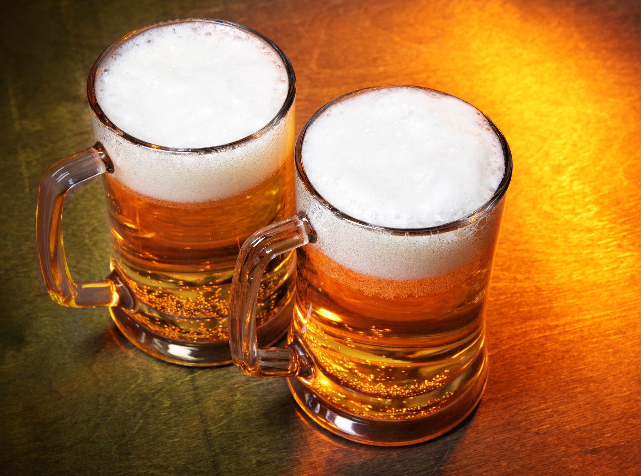 Polacy coraz częściej wybierają piwo bezalkoholowe - wspiera zdrowy styl życia i pomaga ograniczyć spożycie alkoholu