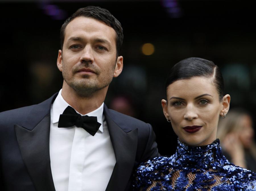 Reżyser Rupert Sanders z żoną Liberty Ross