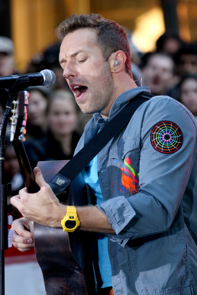 Chris Martin i Coldplay podczas występu przed Rockefeller Plaza – 21 października 2011