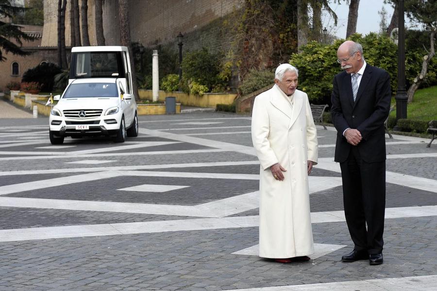 Benedykt XVI i Dieter Zetsche, szef koncernu Daimler AG