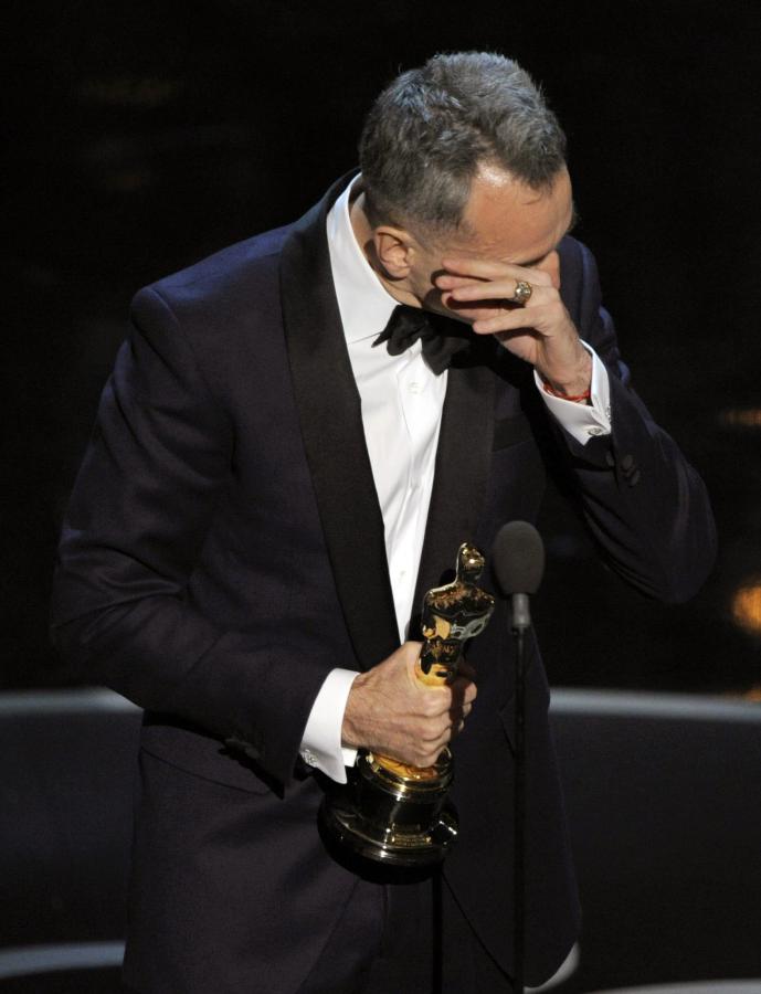 Wzruszony Daniel Day-Lewis – najlepszy aktor pierwszoplanowy