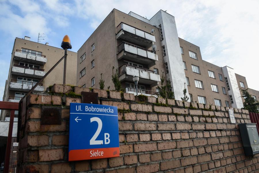 BUDYNKI, ZA KTÓRE ROSJA NIE PŁACI CZYNSZU: Warszawa, ul. Bobrowiecka 2b