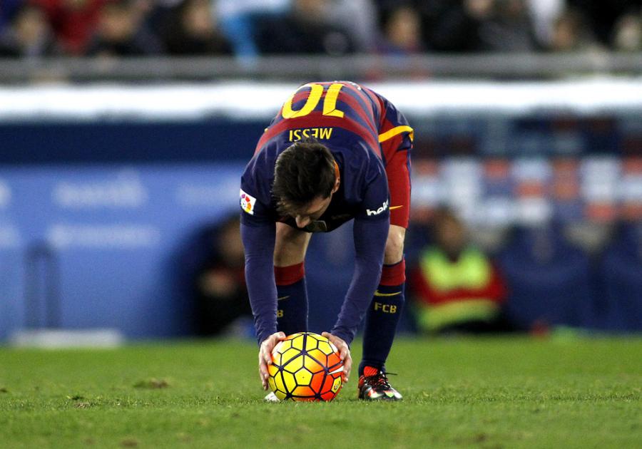 Lionel Messi kończy 30 lat. Jubileusz spędzi przygotowując się do ślubu