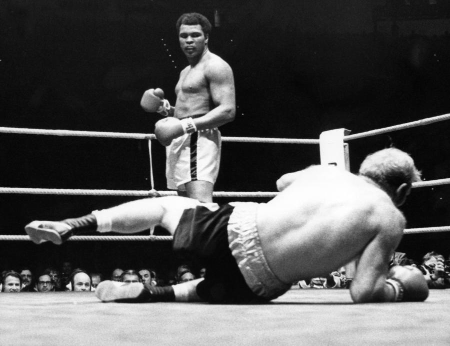 MUHAMMAD ALI NIE ŻYJE